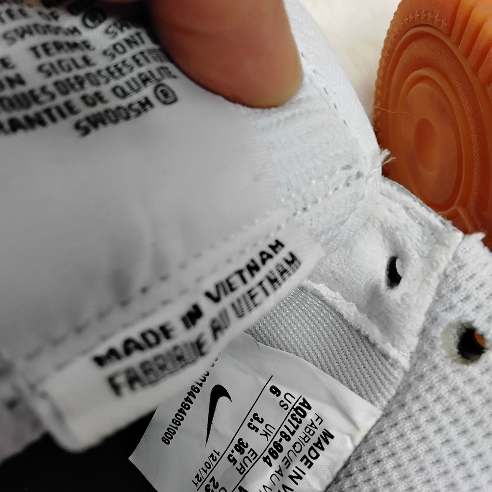 Nike White and Tan Sneakers - Picture 11 of 16